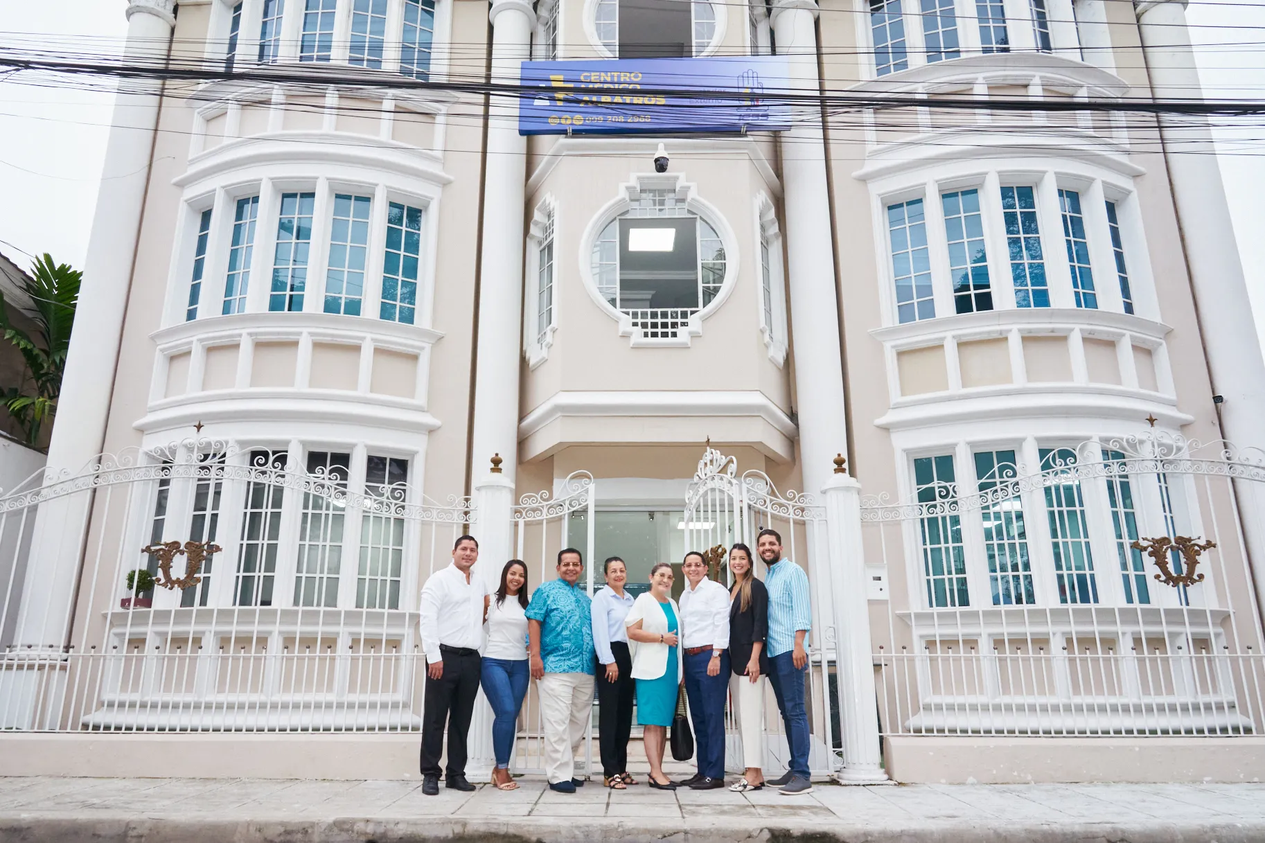 Fachada Centro Médico Albatros Guayaquil